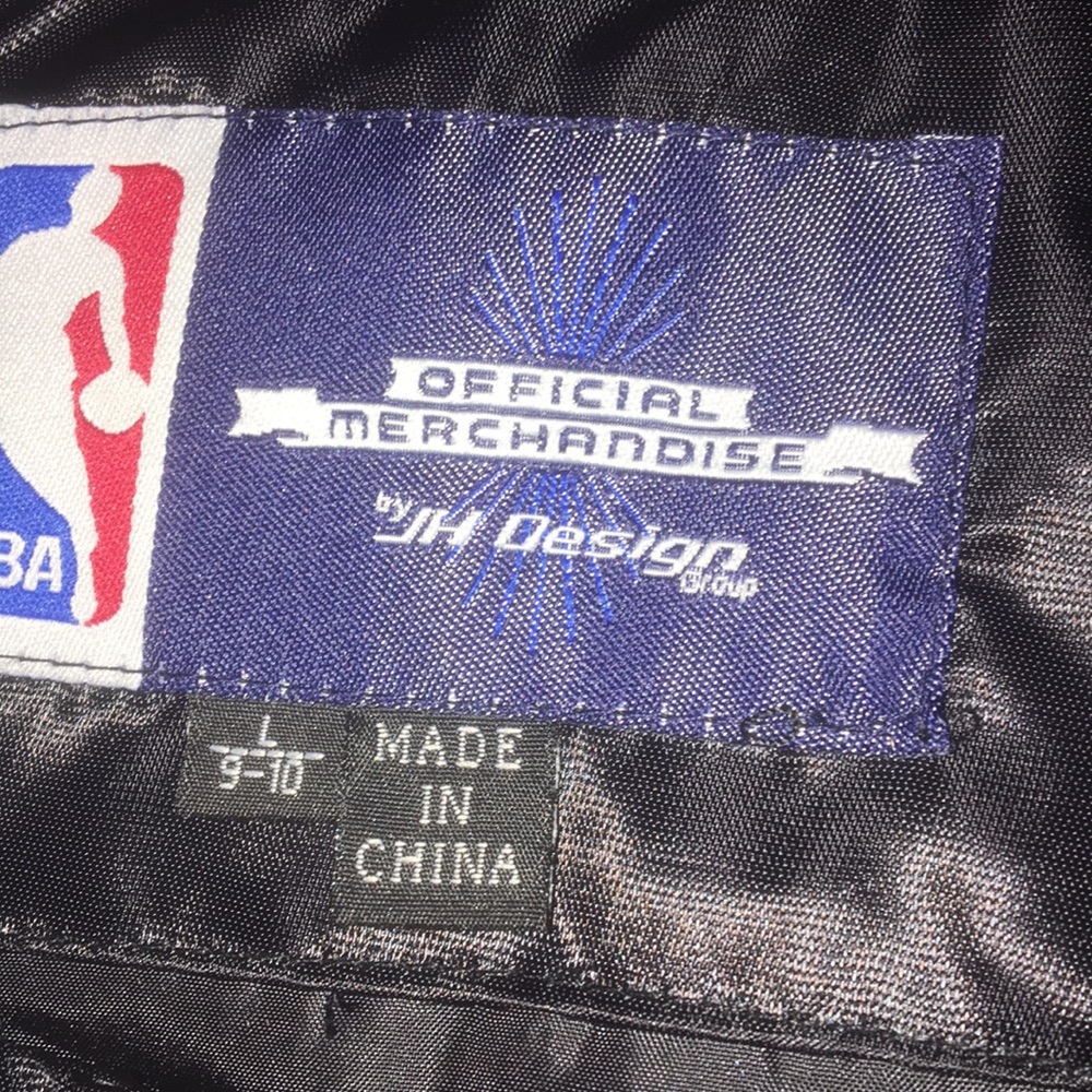 Brooklyn nets jacket - Picture 2 of 5